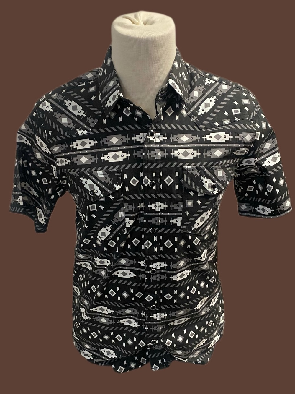 MONTERO NWT Men's Black & White Aztec Short-Sleeve Button-Down Shirt